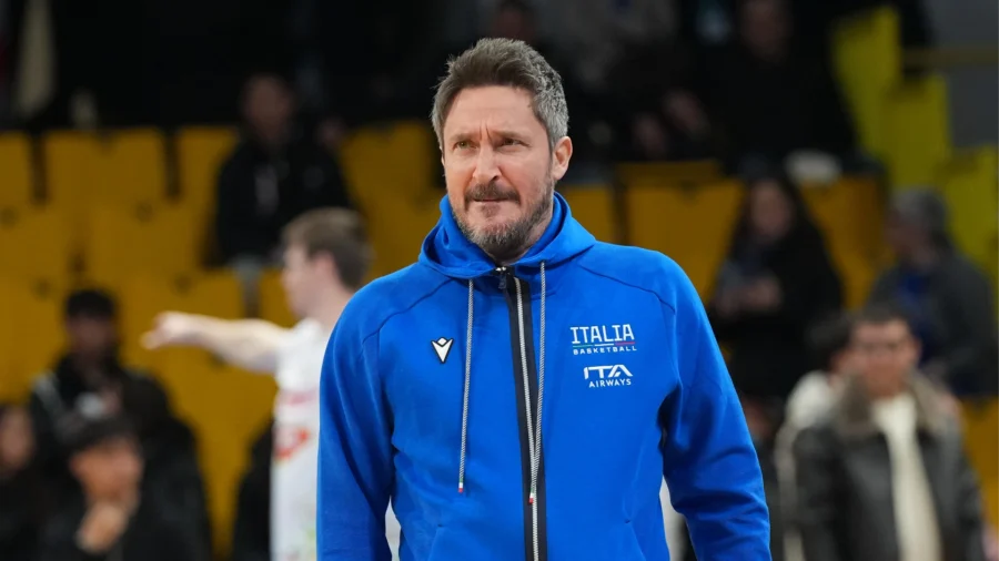 Gianmarco Pozzecco explains the &apos;no&apos; to Nico Mannion and makes a point about Achille Polonara