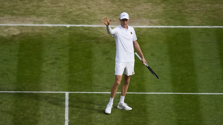 Jannik Sinner arrives and leaves right after Wimbledon: skips Bolzano party