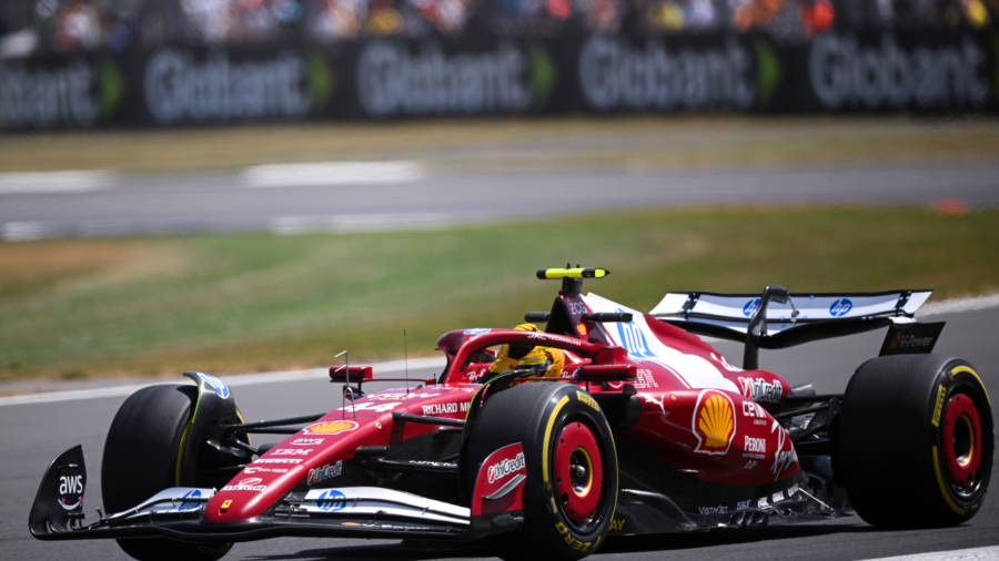 F1 free GP Silverstone: Hamilton 1st ahead of McLarens, Leclerc 4th