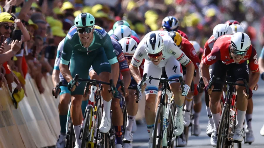 Tour de France: Jonathan Milan comes close to an encore but is mocked