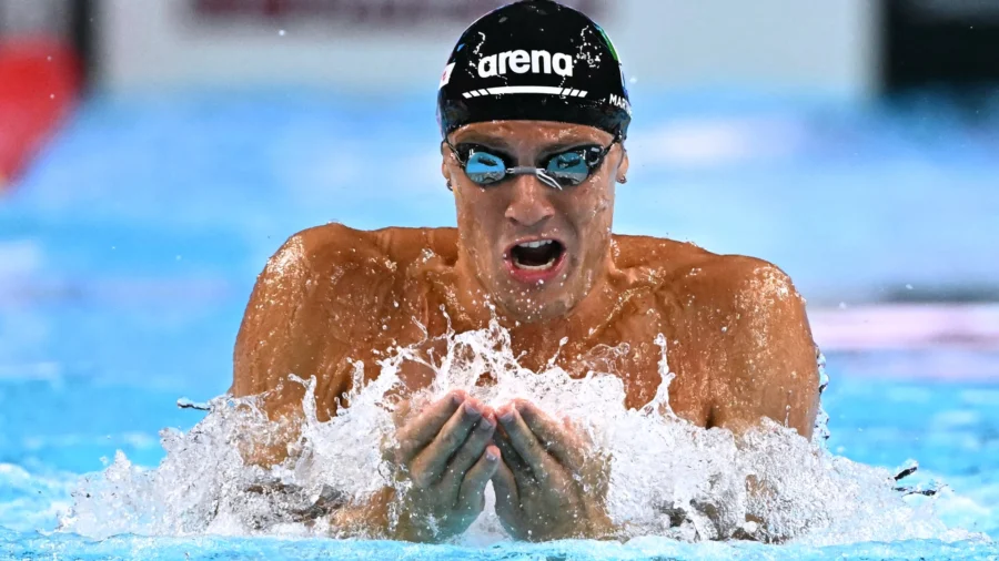 Martinenghi yellow: first disqualified, then readmitted. Controversy erupts