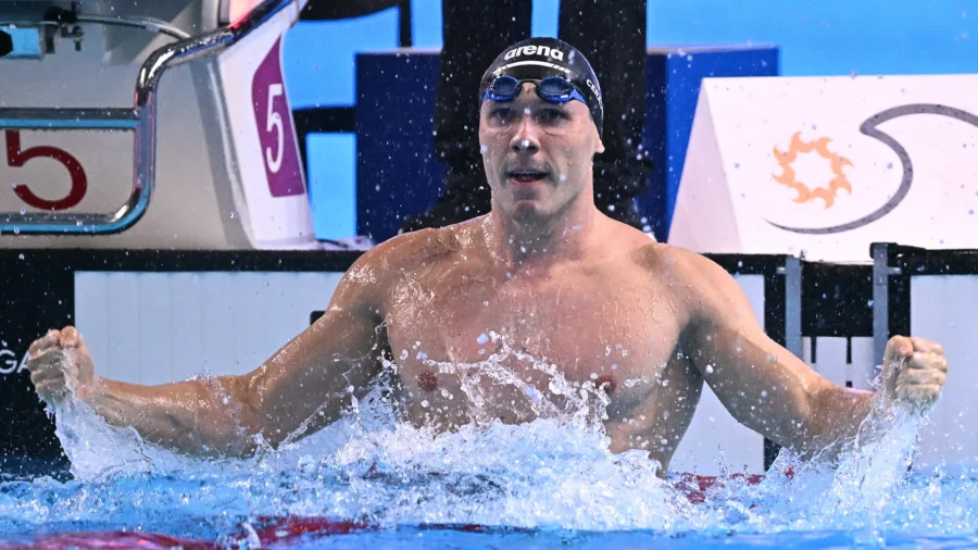 Worlds, Simone Cerasuolo gold in the 50 breaststroke