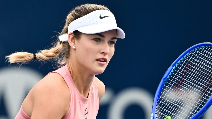 Anna Kalinskaya, provocative (and provocative) selfie in the bathtub at&apos;1 a.m.