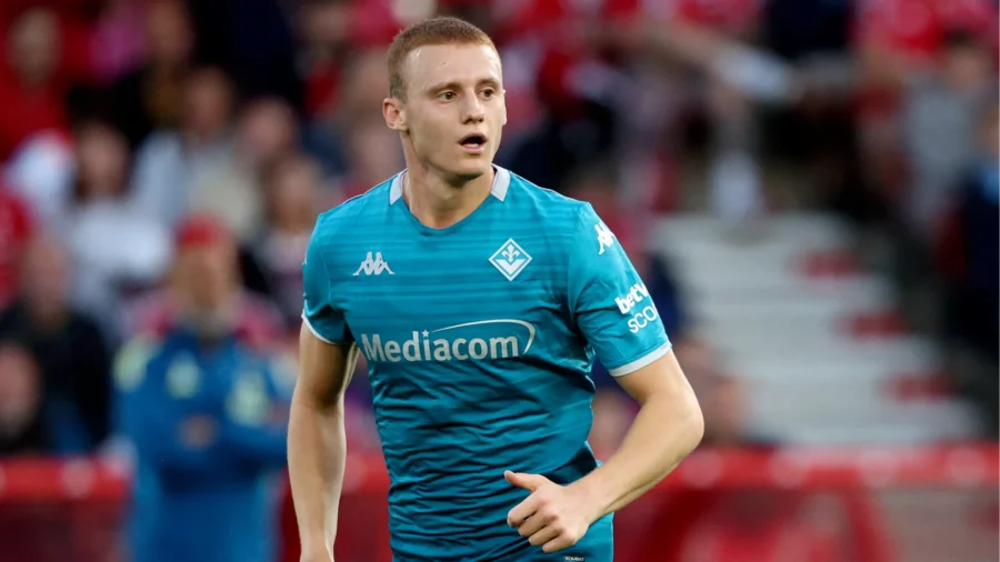 Fiorentina: mega offer from&apos;Arabia, Comuzzo is at a crossroads