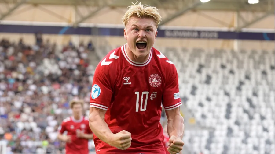 Who is Conrad Harder, the striker surprisingly chosen by AC Milan