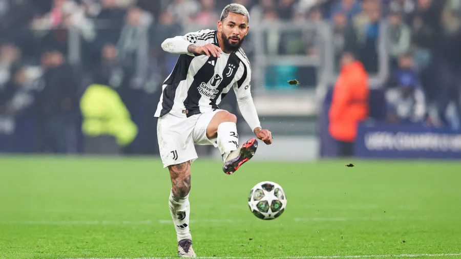 Juventus gets rid of Douglas Luiz: the figures