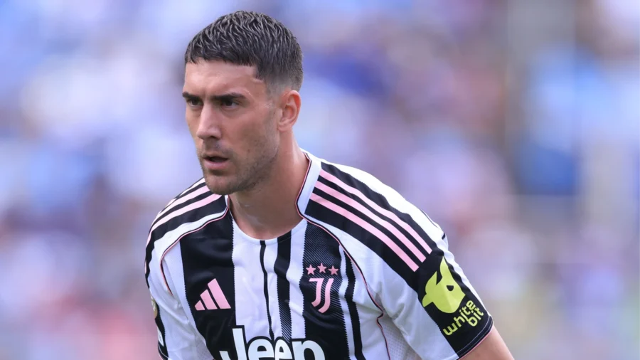 Juventus, the &apos;first&apos; summer ends in a draw: Dusan Vlahovic sends a clear message