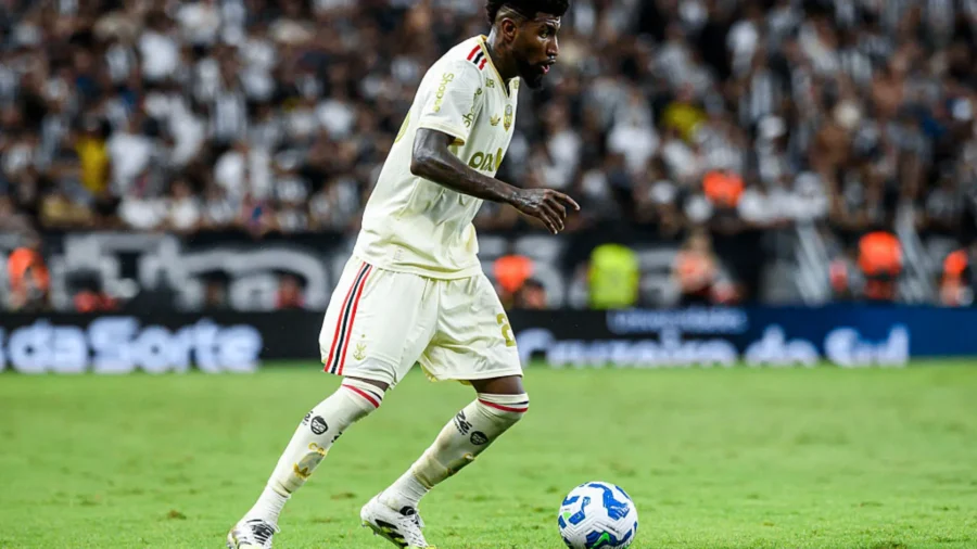 Emerson royal, barbs at AC Milan on the day of his return to the field