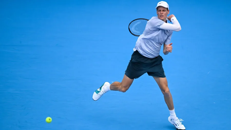 Jannik Sinner beats Mannarino and the rain: he’s in the quarters in Cincinnati