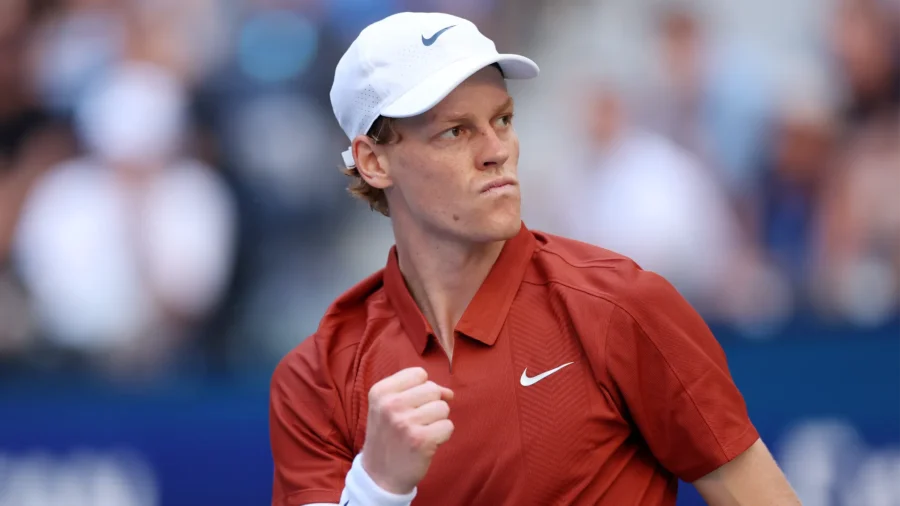 U.S. Open, Jannik Sinner drops a set but tames Denis Shapovalov and goes to the round of 16
