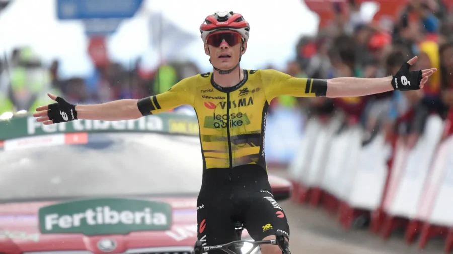 Jonas Vingegaard wins the ninth stage of the Vuelta by a distance
