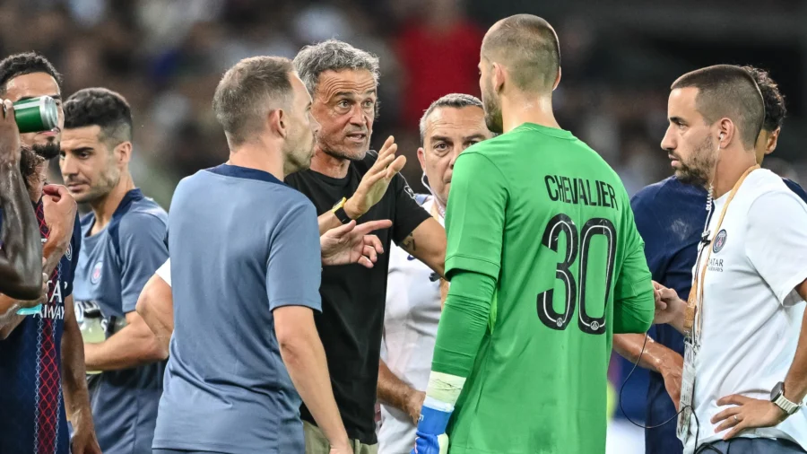 Luis Enrique exalts Chevalier and thinks no more of Donnarumma