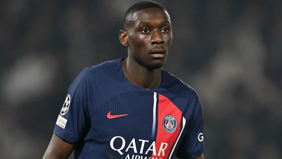 Randal Kolo Muani, Juventus farther away: plan B is being worked on in Turin