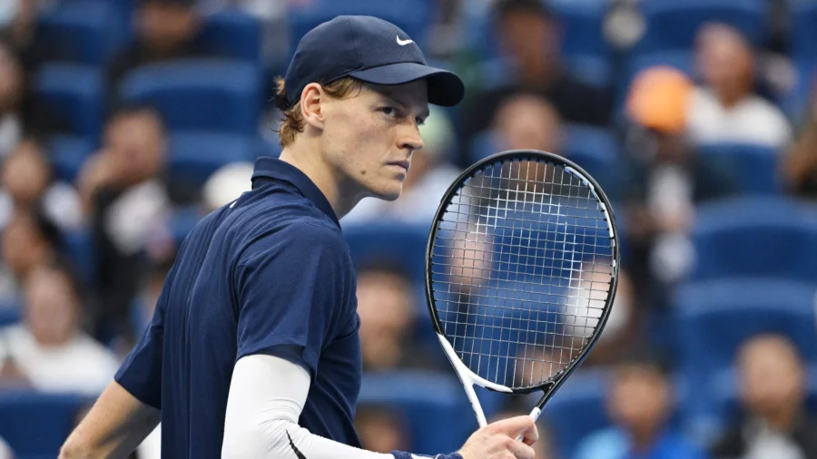 Jannik Sinner also wipes out Fabian Maroszan: he is in the semifinals in Beijing