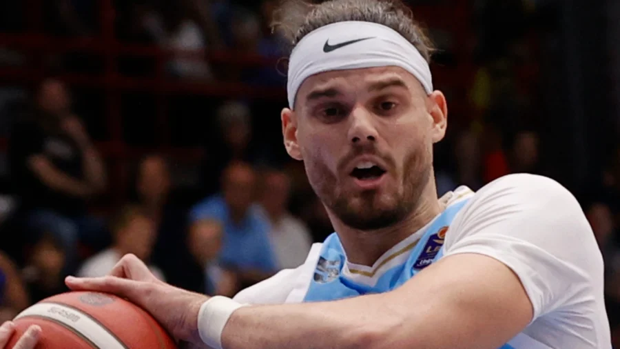 Leonardo Totè, the new face of&apos;Olimpia Milano talks about his ambitions