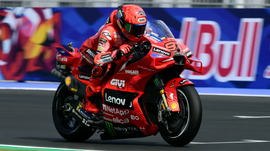 Marc Marquez triumphs in Misano ahead of Bezzecchi and Alex Marquez, Pecco Bagnaia falls