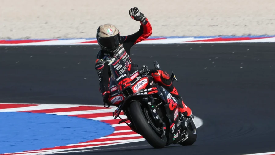 MotoGp, home pole for Marco Bezzecchi. Marc Marquez on second row, Pecco Bagnaia eighth