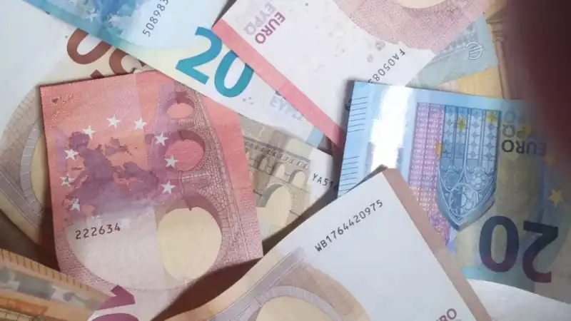 Serie A, fines for five clubs after second day