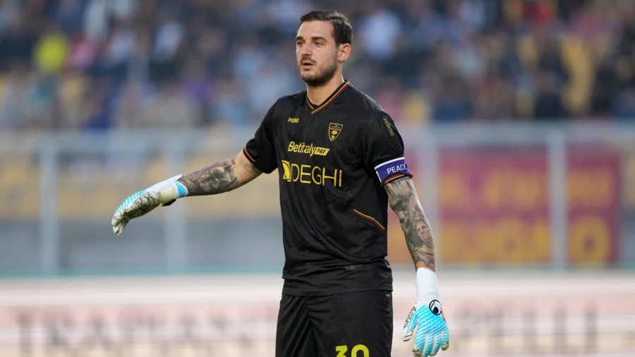 Lecce, Wladimiro Falcone returns on the&apos;last market session and reveals a backstory