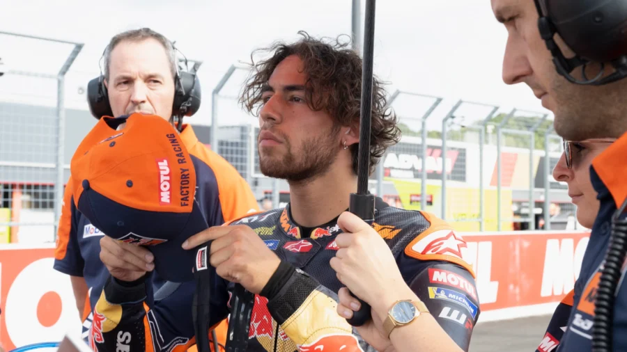 Enea Bastianini jokes after Sepang: "My life is complicated"