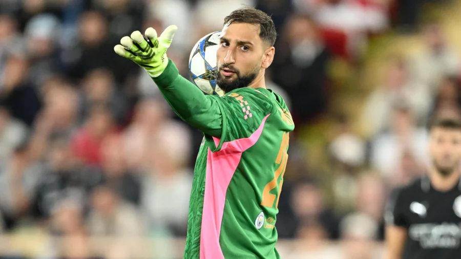 Gianluigi Donnarumma, winks at AC Milan and Massimiliano Allegri
