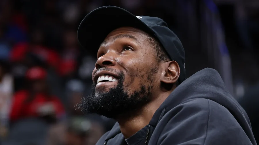 Kevin Durant extends with Houston until 2028