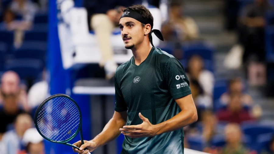 Paris Masters 1000, Sonego clears first hurdle and gets derby with Musetti