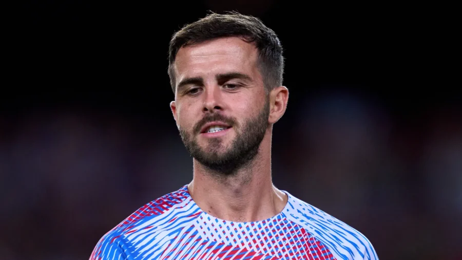 Genoa market: a stumbling block between the Rossoblù and Miralem Pjanic