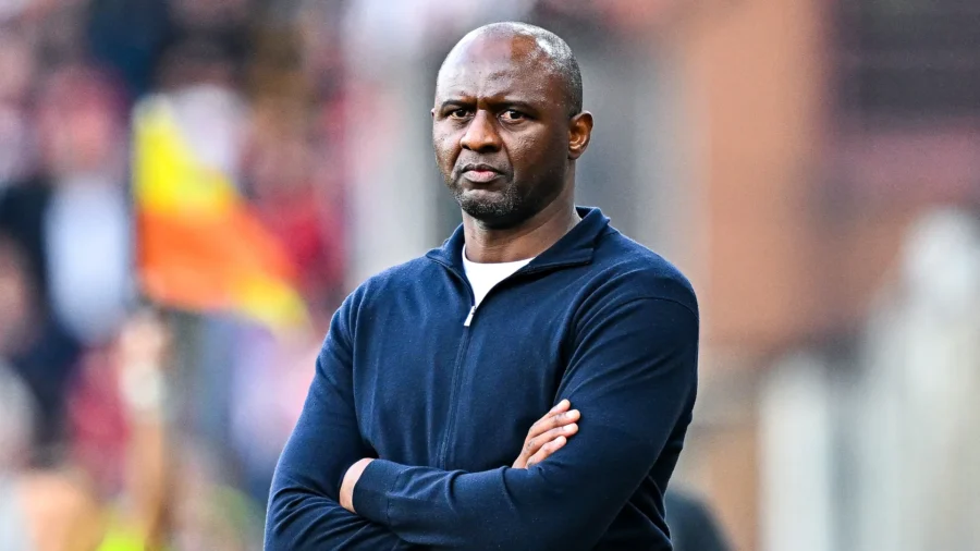 Genoa, Patrick Vieira: "Justified the booing of fans"
