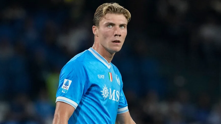 Rasmus Hojlund, in Denmark are certain: "Napoli better than Manchester United"