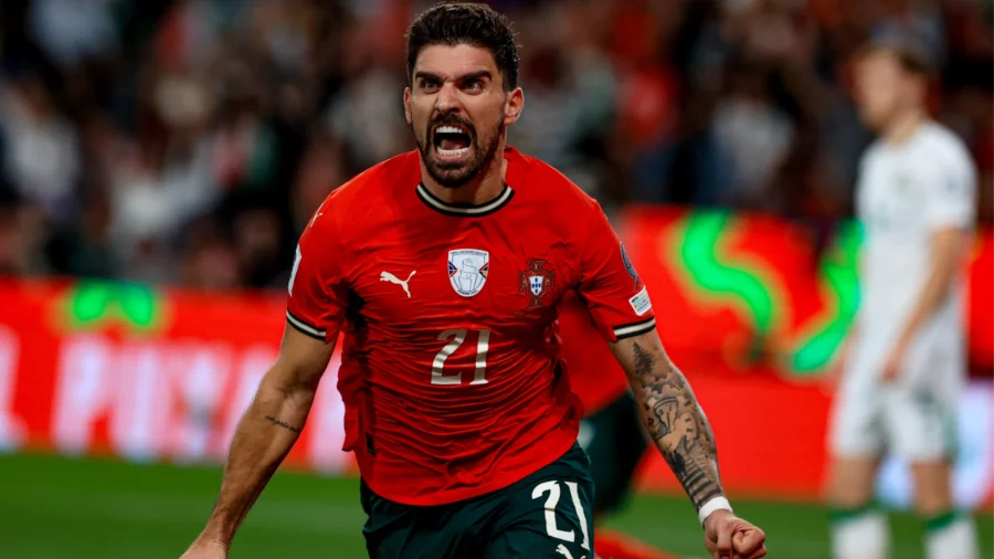 World Cup 2026 qualifiers: Portugal ok at 91&apos;, Kvara loses to Spain, Turkey styles Jannik Sinner