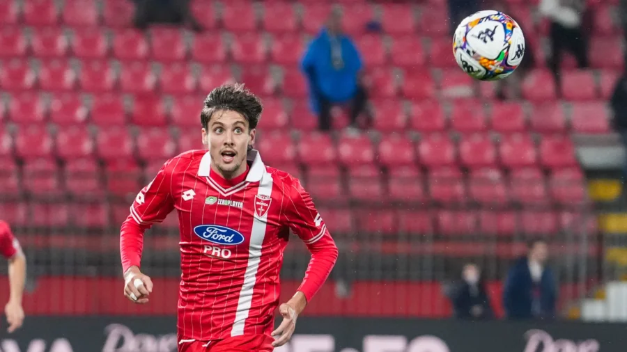 Monza wins in Pescara and is first