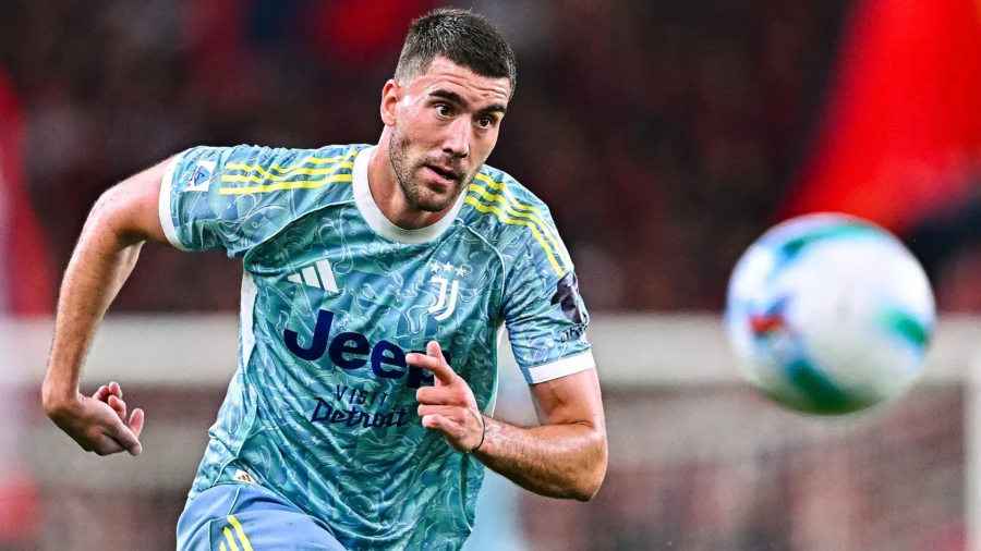 Juventus market: not only Dusan Vlahovic races toward renewal
