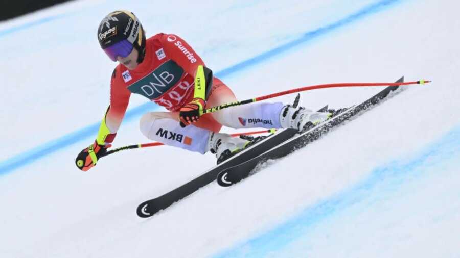 Lara Gut-Behrami falls in training: long stop feared