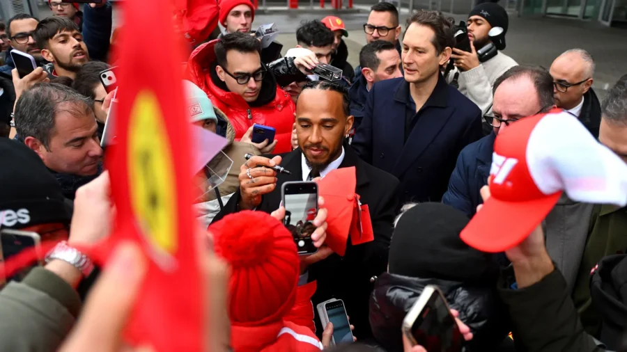 Ferrari, Elkann’s outburst against Leclerc and Hamilton: "Not up to" talk less"