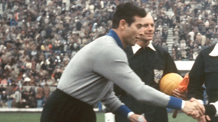 Milan pays tribute to Lorenzo Buffon