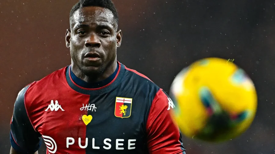 Mario Balotelli disintegrates Patrick Vieira. And he appears to be running again