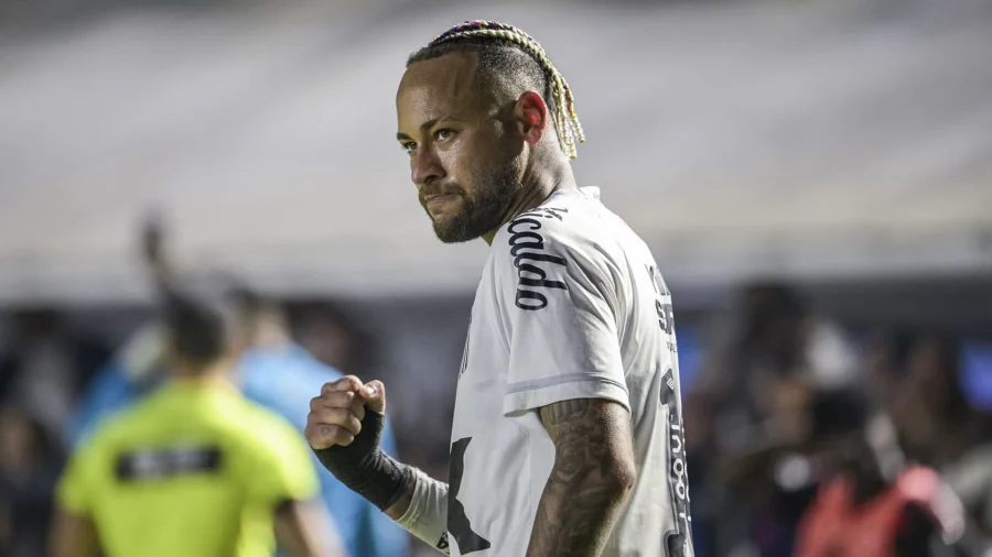 Neymar stronger than pain, goal with broken meniscus