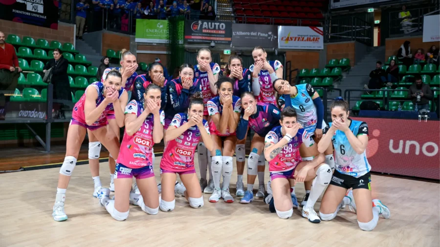 Igor Gorgonzola Novara privateer, conquered Cuneo in three sets